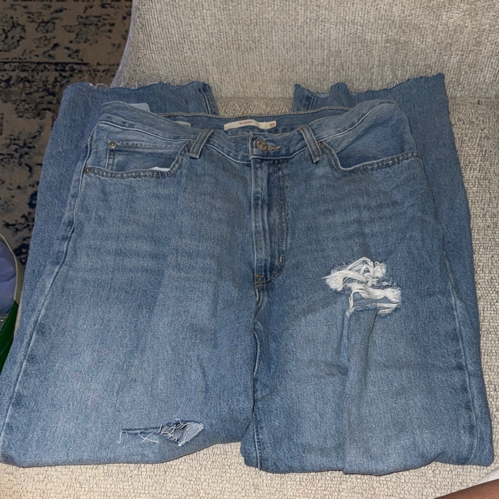 Levi’s Classic Women’s Distressed Blue Straight Leg Jeans